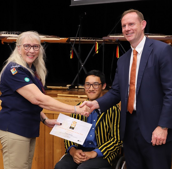 Cheryl Borsak, joint Senior Volunteer of the Year with Mayor Darcy Byrne and Zarni Tun, 2019 Young Citizen of the Year and member of the Balmain Parra Rowing Team